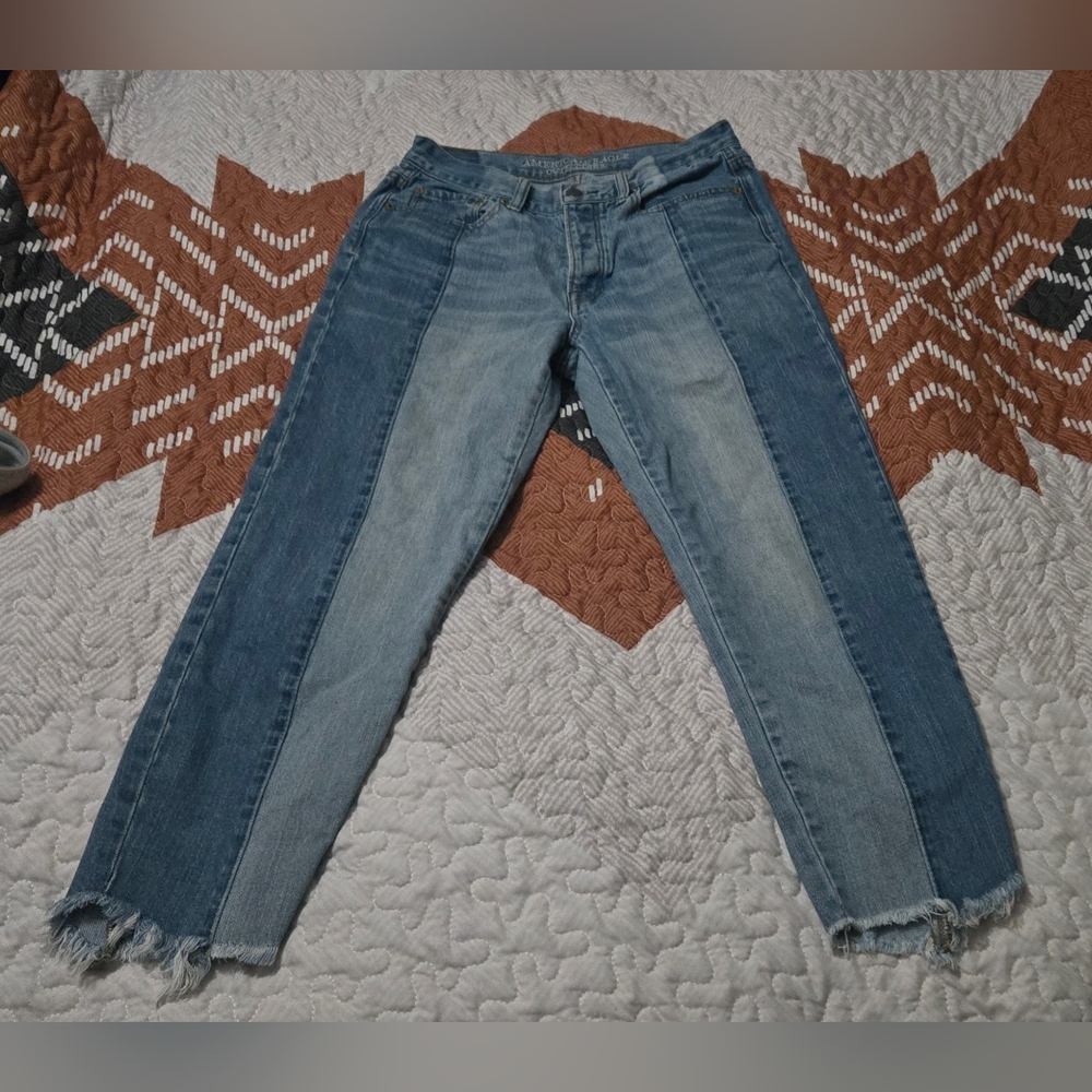 American Eagle Outfitters Two-Tone Blue Ankle Jeans